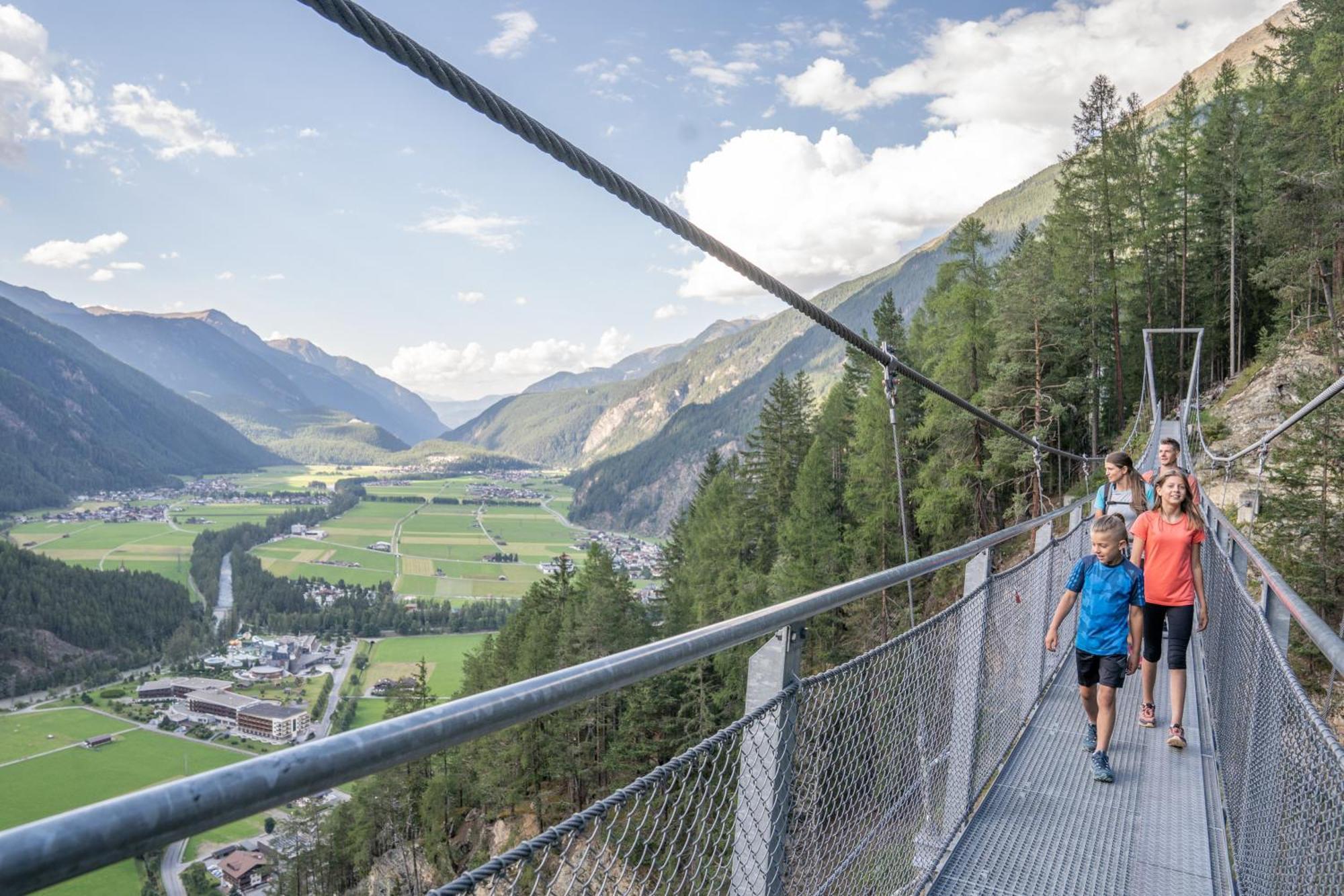 Appartement Myalps Tirol Inklusive Sky- Wellness à Oetz Extérieur photo